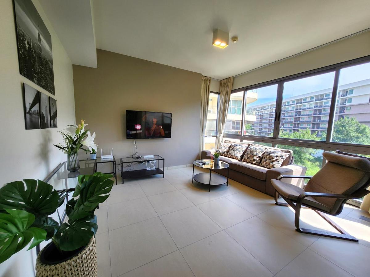 Unixx Oasis : Grandeur 2Br Suite 파타야 외부 사진